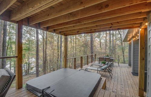 Mississippi Retreat with Hot Tub, Deck and Lake Views! - Foto 19
