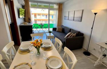 GATU Villa Sol, junto a la playa , piscina, 2 baños, aire cc, terraza, " Preferente mayores de 21 años y familias " - Foto 36