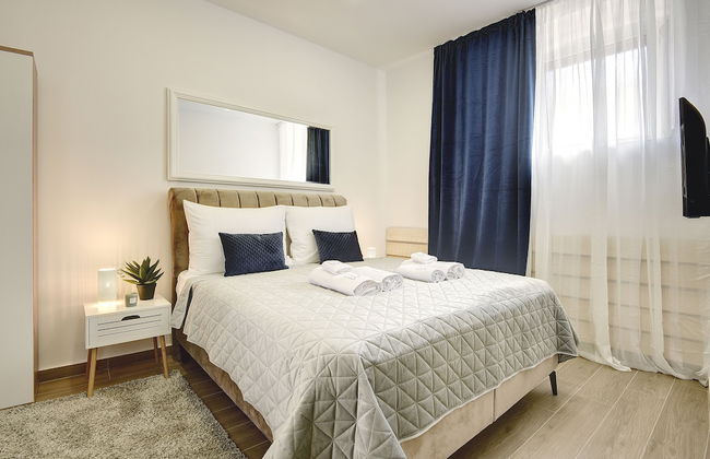 D&A Central Luxury Apartments - Photo 40