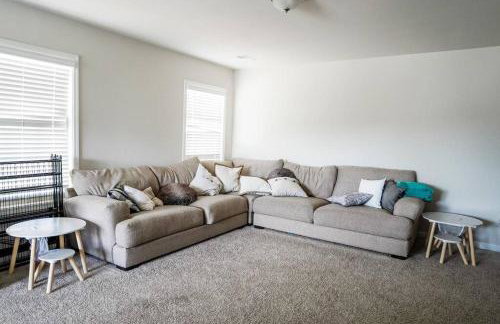 The Grand 5BR Retreat --15 mins to Greenville - Foto 28