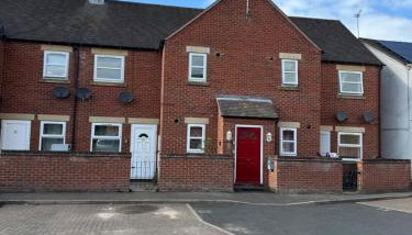 Modern Cosy, Sleeps 5, First floor, Parking, Central MD2 - Foto 3