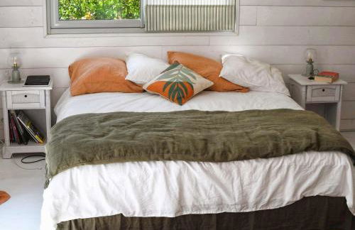 Superbe maison rénovée, 250m de l'océan, 12 pers, terrasse, jardin, proche plage Kerleven et golf - FR-1-481-164 - Foto 22