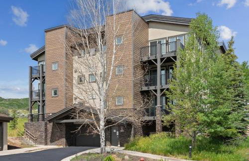 Crestview Condominiums by All Seasons Resort Lodging - Photo 102