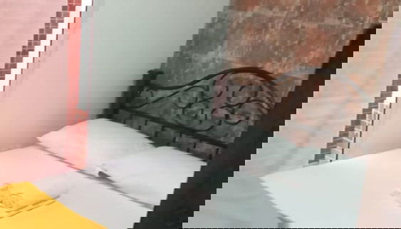 Apartment 1cl2 in the Walled Center With Aircon - Foto 3, Habitación