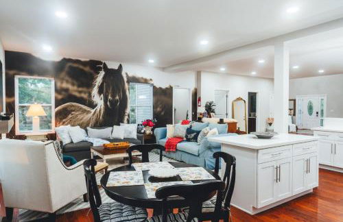 Beach Retreat 4900 Sqft, F1 VR Sim, Up to 21 guests - Foto 1