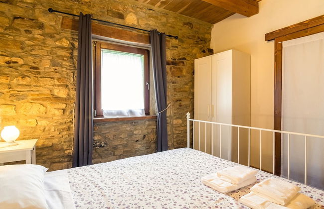 Beautiful Apartment in Sestino With Garden - Photo 2