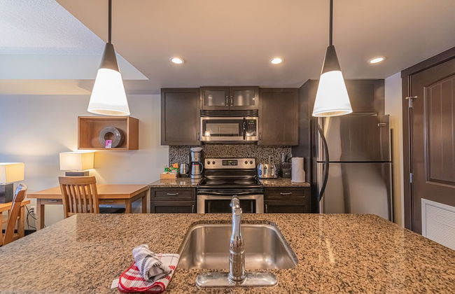 Copperstone Resort - Mountain View Suite - Photo 5