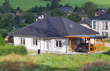 Ferienhaus am Berg - Foto 1