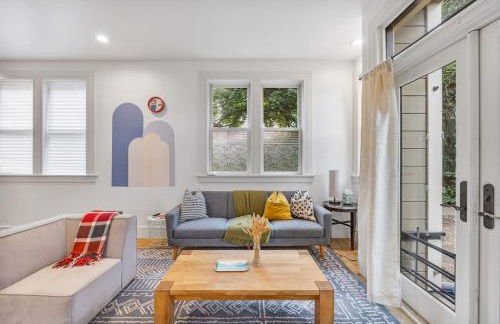 #Urban Elegance 3BR With Parking Near UC BART & Downtown - Photo 22