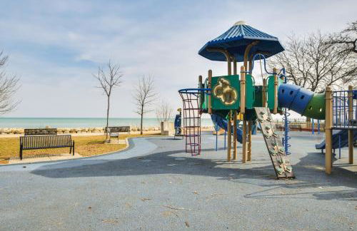 Stylish Chicago Retreat Walk to Loyola University - Foto 35