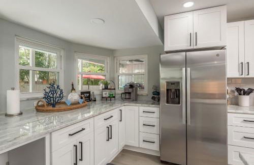 Luxury Family Beach Escape with Heated Pool and Putting Green - Foto 12