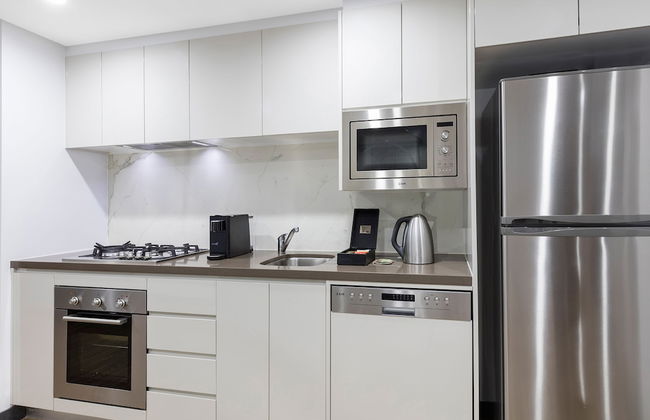 Meriton Suites Bondi Junction - Photo 47