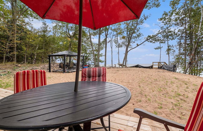 Beautiful Overlooking Shoreline 3BDR Chalet ➠18396 - Foto 39