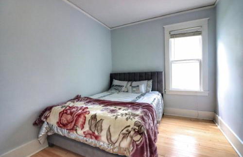 Cozy two bedroom home close to everything - Foto 7