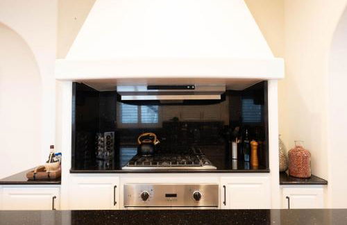 The Canal Escape - canal-front Italian villa - Foto 15