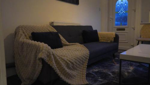 Modern 2-Bed House Free Parking Contractors & Families Friendly Rotherham - Foto 5