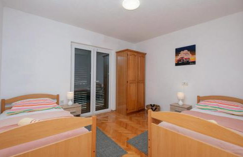 Cozy Home In Prolozac Donji With Wifi - Foto 17