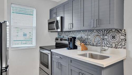 Rustic Retreats Cozy 1BR for 2 guests minutes from Las Olas - Foto 3