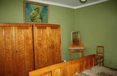 Seoski Turiziam Larva - Photo 55