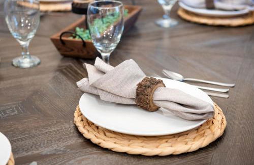 Cozy Cinema Cabin - Hot Tub and More - Foto 13