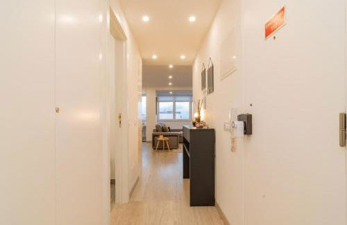 Stylish Apartment W/ River View by LovelyStay - Photo 6