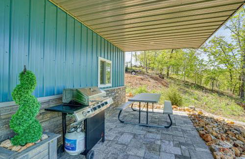 Grill and Fire Pit Blue Cabin Ozarks Getaway! - Photo 20