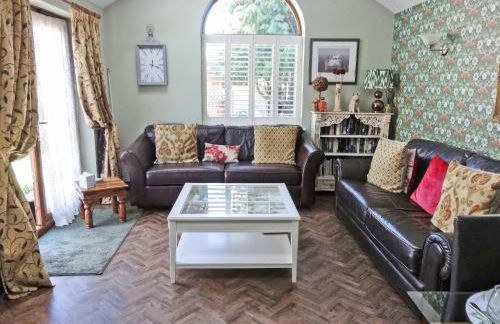 Brook Lodge Country Cottage - Photo 1