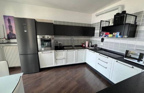 Lanternalba appartamento con vista sul porto antico - Foto 3