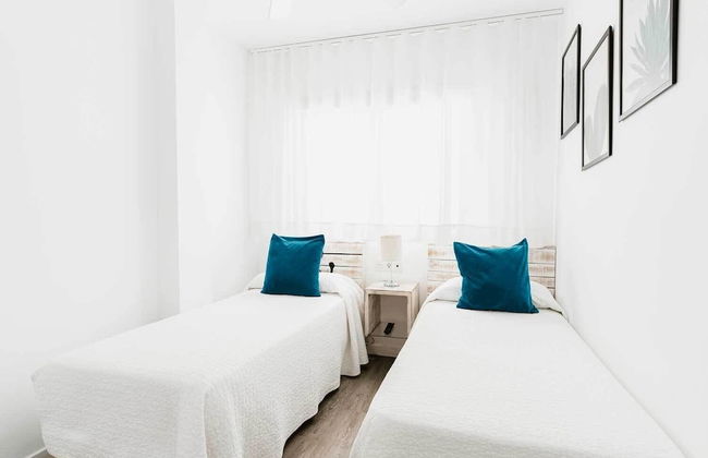 Bristol Sunset Beach - Holiday Apartments - Photo 23