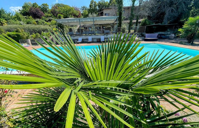 Spoleto Poolside - apt Sleeps 4 on Beautiful Campus - 1 km max Spoleto Central - Photo 30