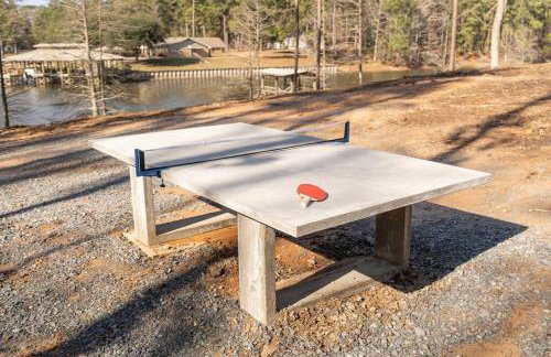 Newly Built, Mid-Lakeside A-Frame with Hot Tub and Steam Shower - Foto 9