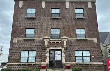 Oasis with Pool Table! Stylish Stay, Pets Allowed! - Foto 4