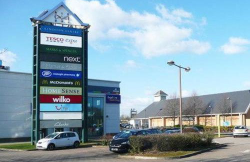 Stylish Apartment with Balcony, Free Parking, Fast Wifi and Smart TV with Sky and Netflix by Yoko Property - Foto 31