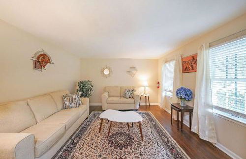 Kennesaw Komfort Home for 8 - Foto 11