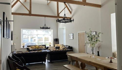 Yr Hen Ysgol- The Old Primary School - Foto 3