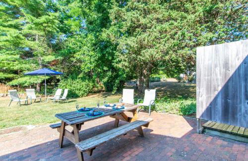 Walk to Water w Stunning Cove Views - Foto 28