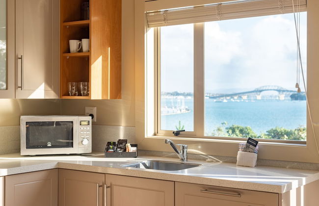 Ocean Breeze Hotel - Photo 16