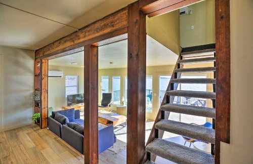 Lakefront Cabin with Patio and Views in Lake Norden - Foto 5