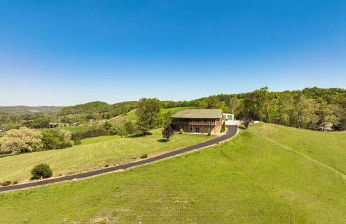 Panoramic Mtn Views Spacious Tennessee Home! - Foto 1