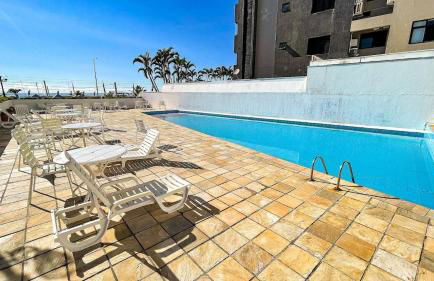 Vista mar em Caiobá com piscina conforto e localização - Foto 4