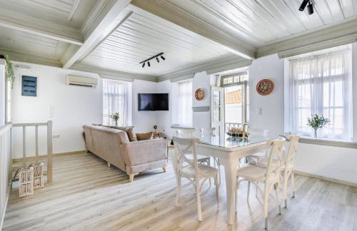 Amorama Suites - Authentic Village Stay in Glossa - Foto 5