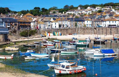 Beautiful Cornish barn in the stunning Lamorna valley with large garden - Photo 26