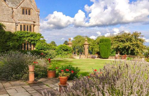 Mulberry House - Photo 9