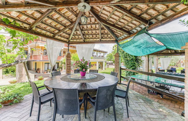 Local Stone Cottage With Shared Pool - Foto 18