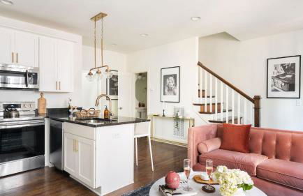 Hart Suite Buyout 7 by Avantstay Two Nashville Town Houses w/ Stunning Amenities & Design - Foto 13