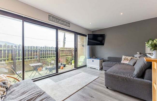 Central Apartment 3B - Photo 25