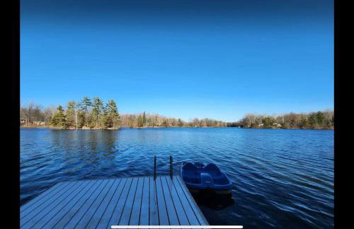 Lakefront Group Stay, Sleeps 19, Indoor Pool, Hot Tub, Arcades - Foto 45