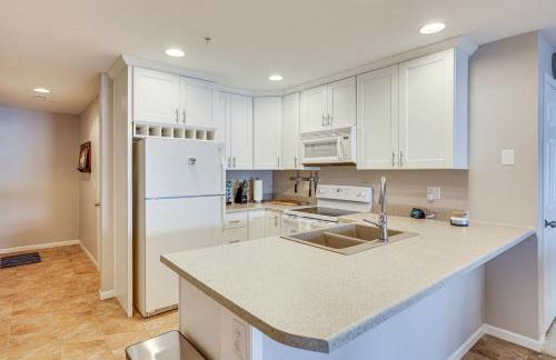 Lake of The Ozarks Condo with Pool in Camdenton - Foto 8