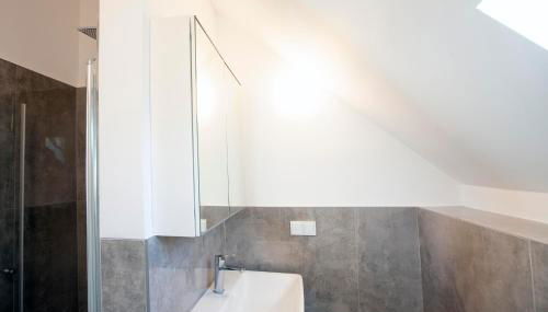 Moderne Wohnung nach Sanierung - Foto 4, Shower