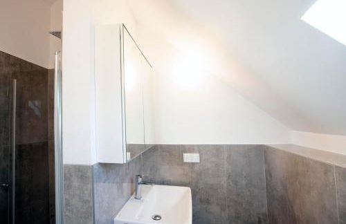 Moderne Wohnung nach Sanierung - Foto 4